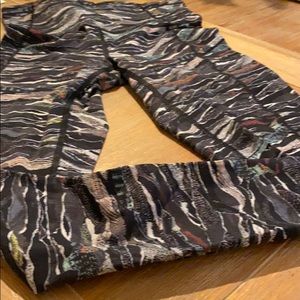 EUC Lululemon Fast & Free *Rare* Pattern 7/8 Tight